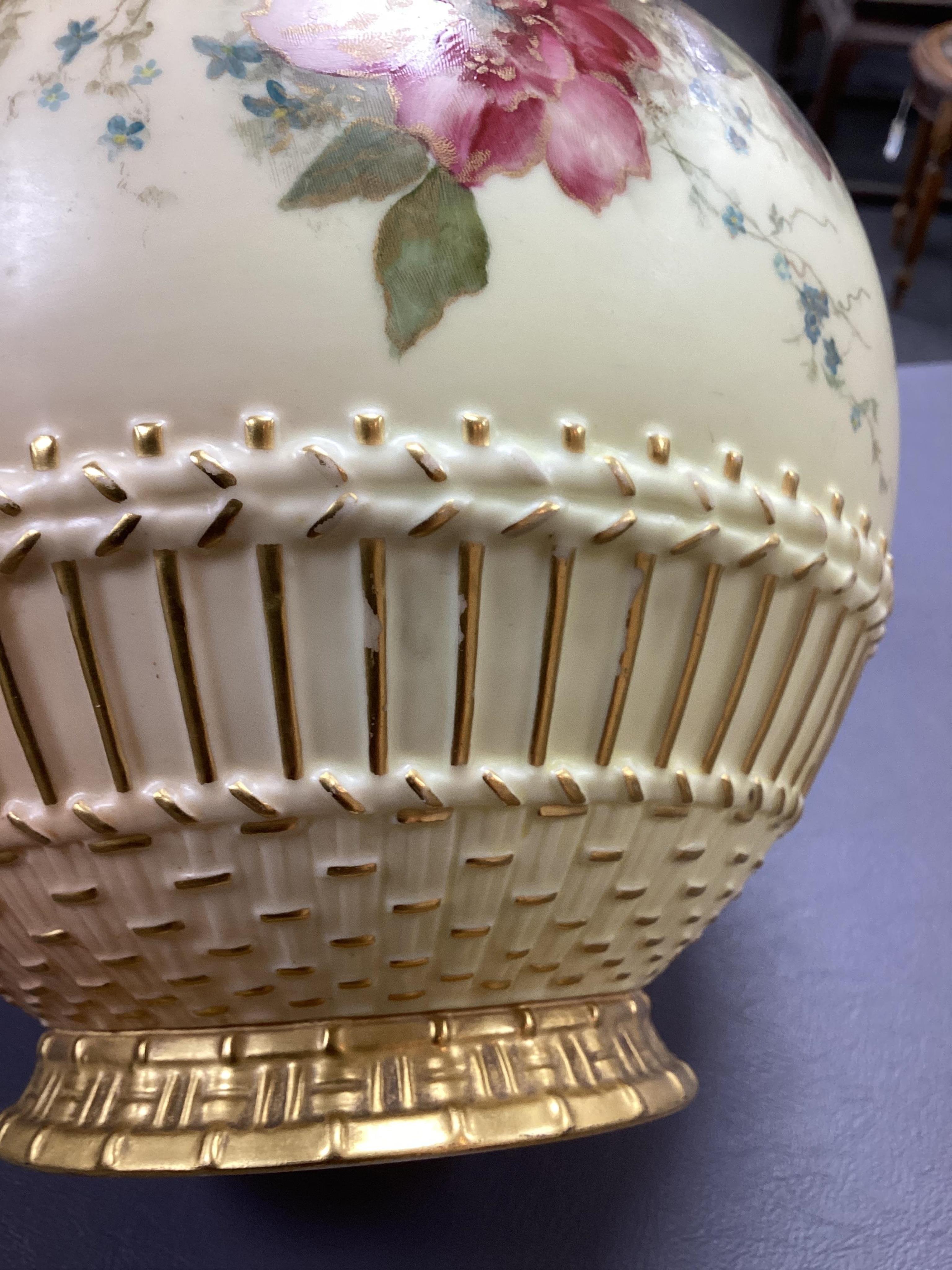 A Royal Worcester blush ivory pot pourri, cover and liner, c.1896